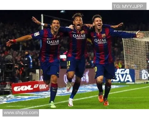 国王杯决战皇马对阵巴萨激战回顾与精彩瞬间分析 国王杯决战皇马对阵巴萨激战回顾与精彩瞬间分析